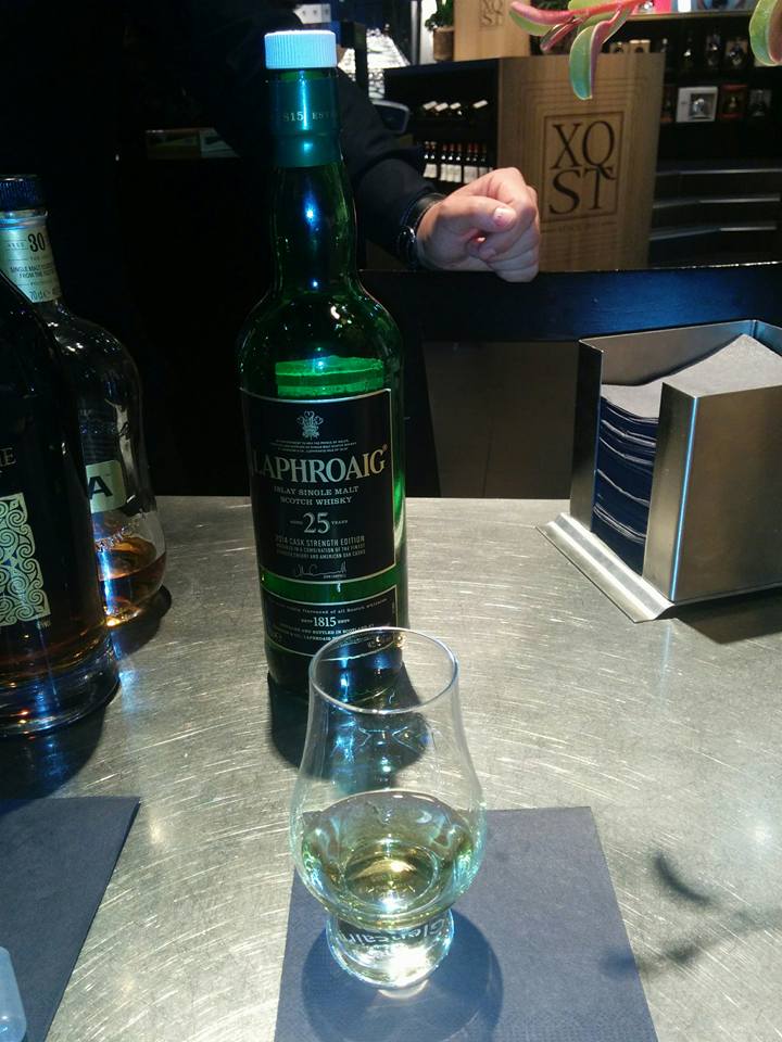 Laphroaig 25 Year Old 700ml 2015 Laphroaig 25 Year Old 2015 Cask
